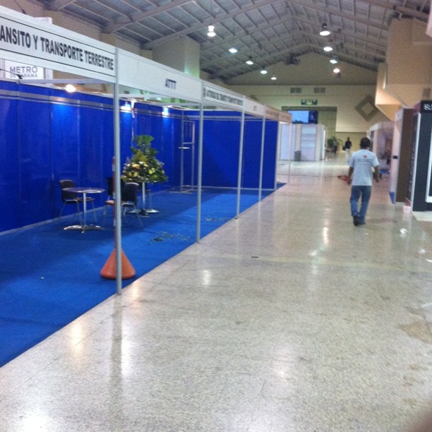 1e085e455b04458a9600c98f36f63cb0_7