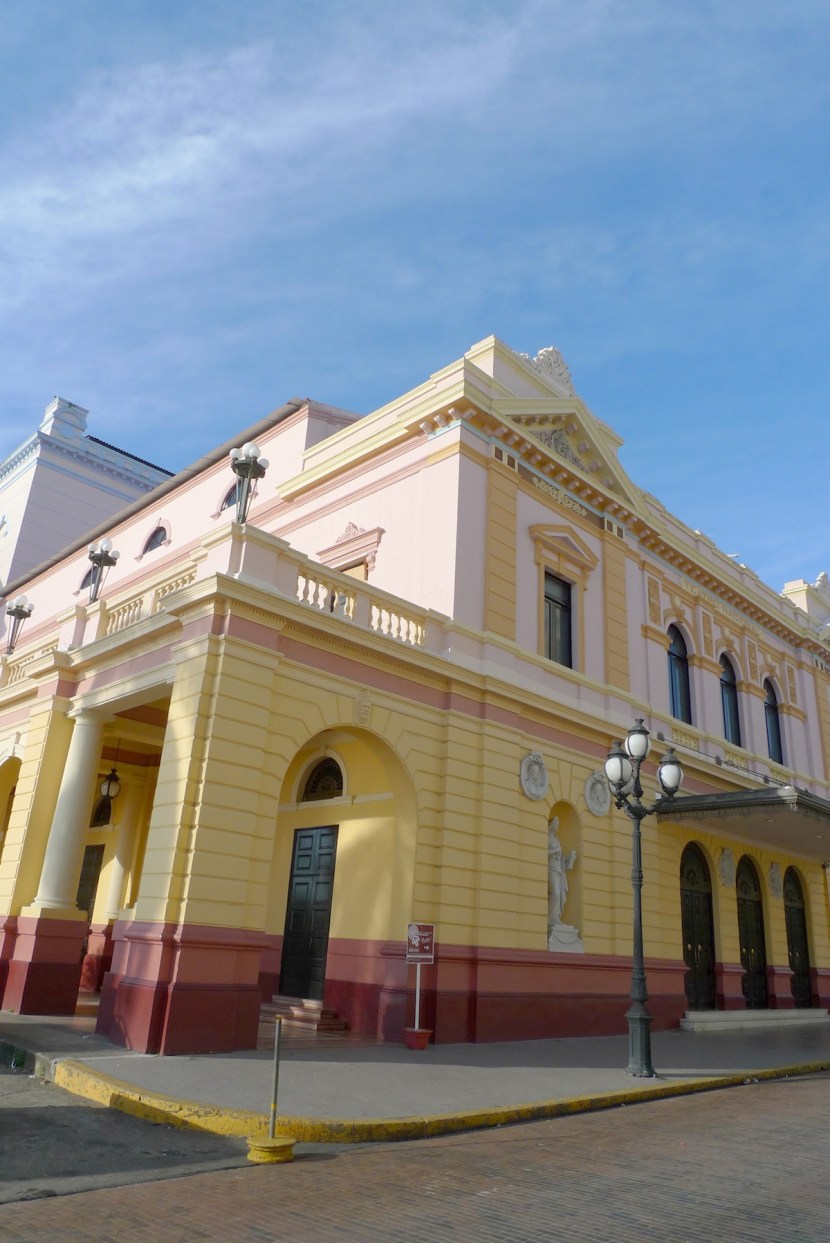 5948748120_d75d5b760e_o